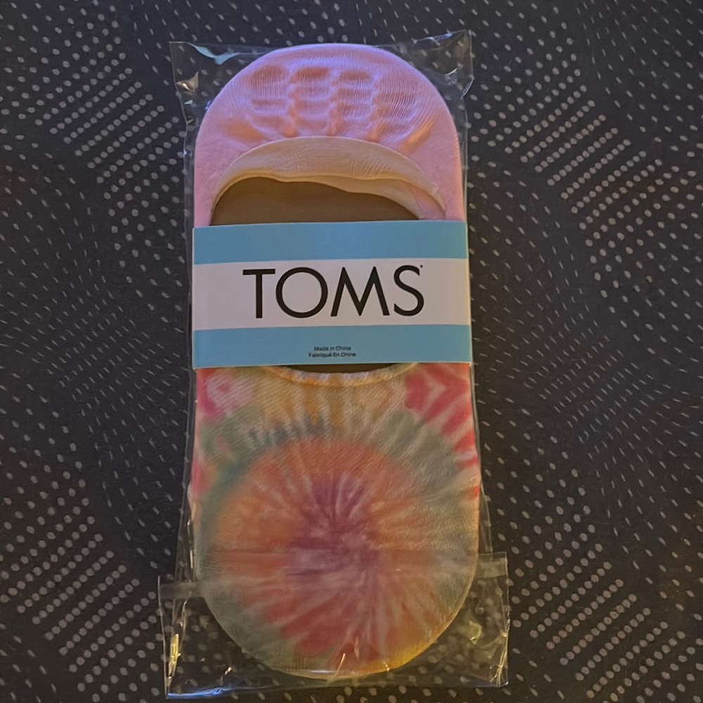 TOMS socks